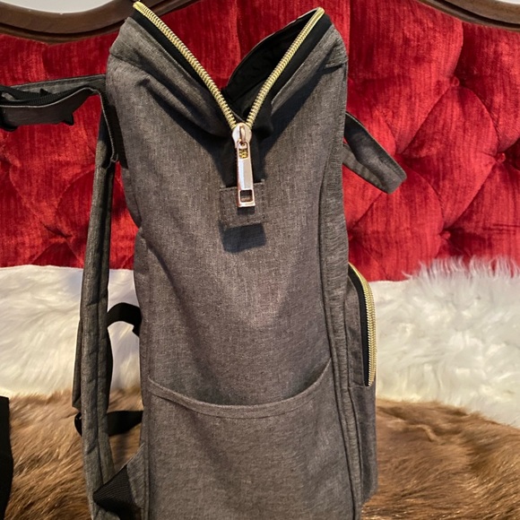 Backpack In great condition - Picture 4 of 5